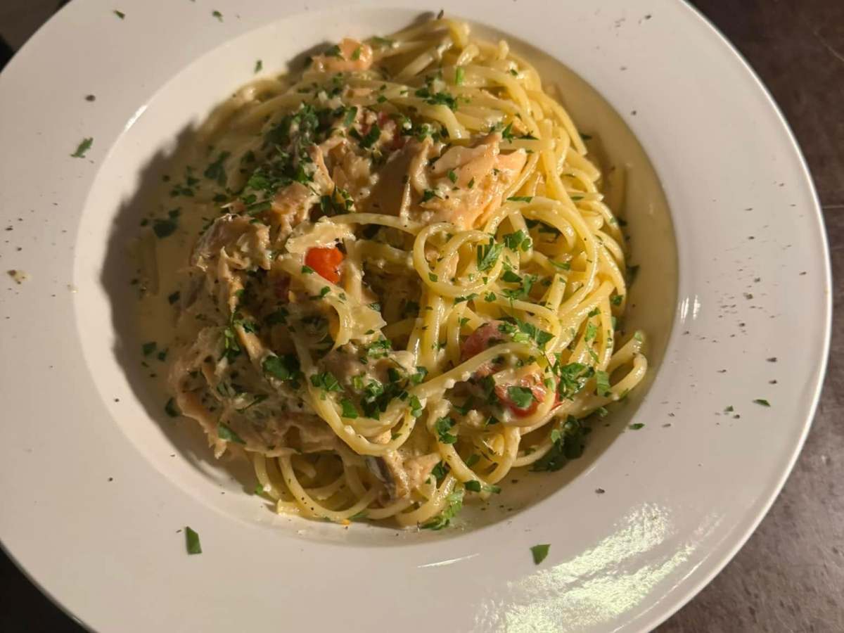 THE PASTA WAS GETTING&nbsp;COLD.